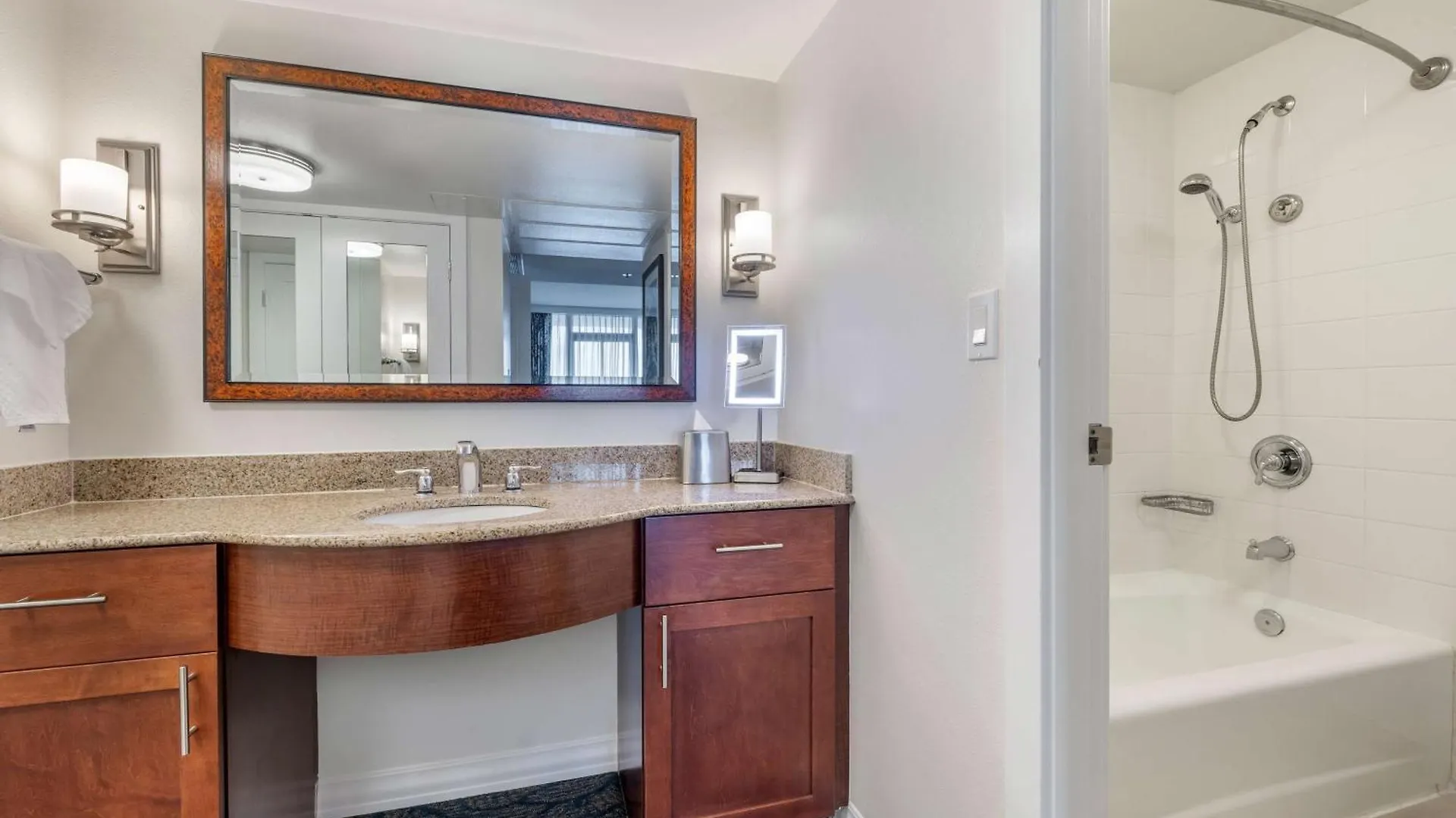 Hilton Grand Vacations Club At Hilton Hawaiian Village Honolulu